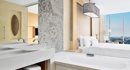 The Westin Gurgaon Room Type - Premier King Pool View with Bathtub