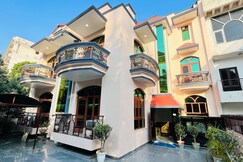 Hotel Starline Residency near Iffco