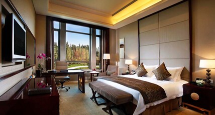 Crowne Plaza Ordos Room Type - 1 King 1 Bedroom Suite Lounge Access