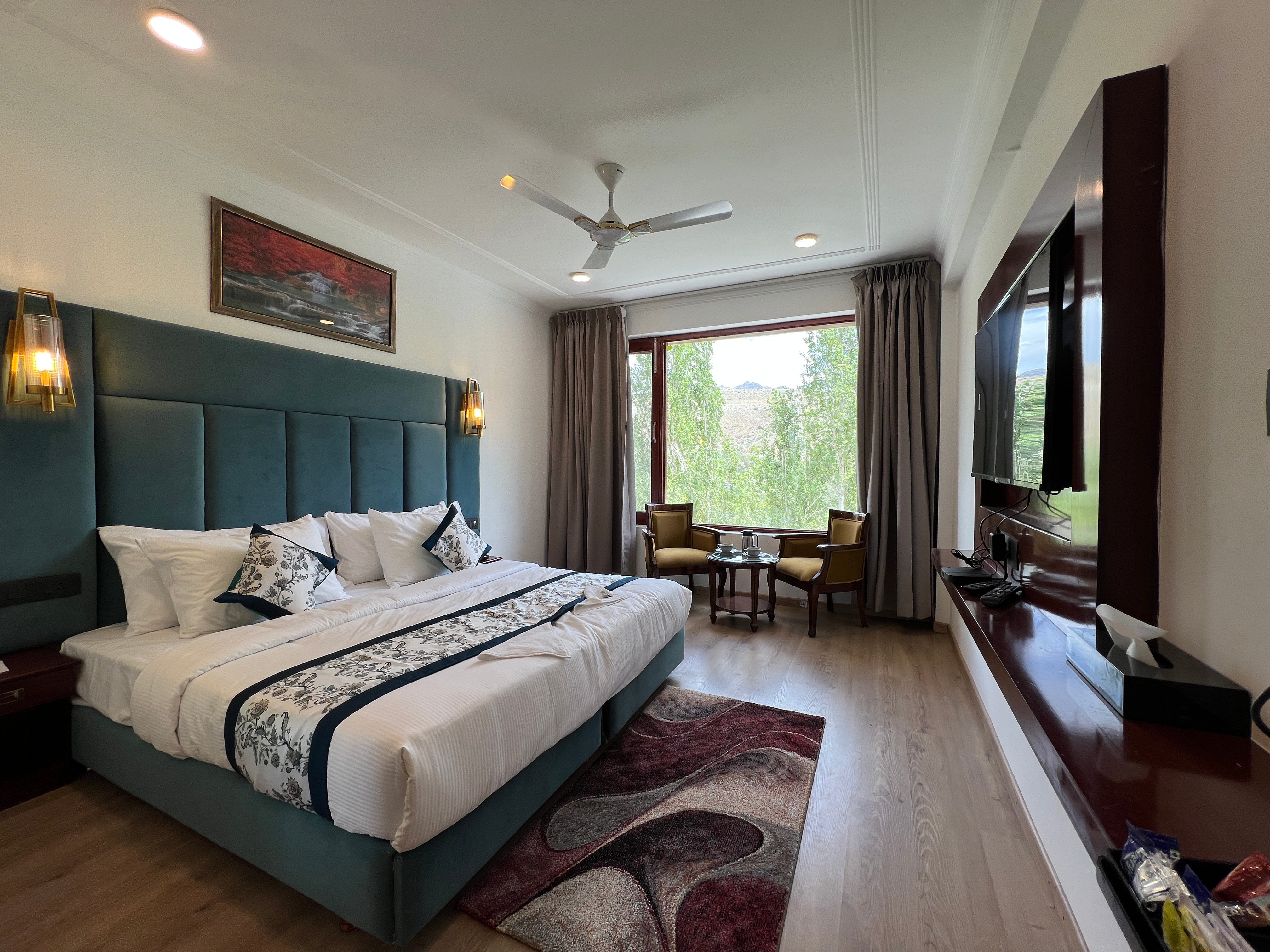 Hotel Maryul Kargil - Tap to explore photos