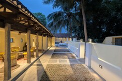 Shruti by Luxunlock Private Villas