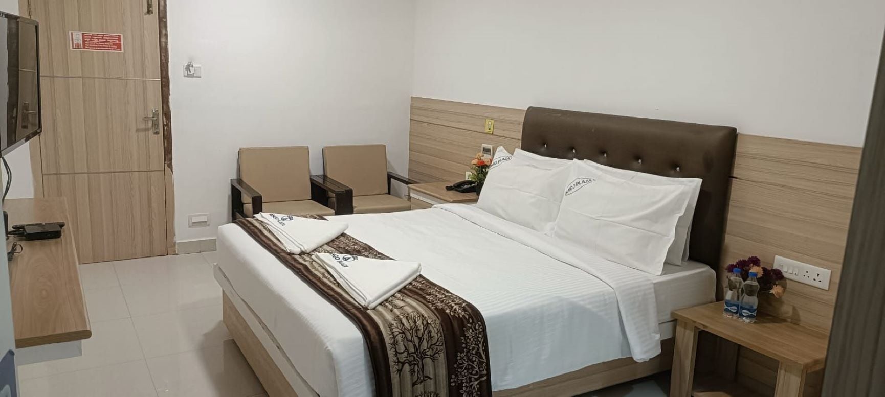 ANGO PLAZA - Tap to explore photos