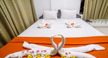 Hotel Ekdant Room Type - Deluxe Non Ac