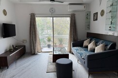 Central 2 5BHK Near Hospitals Attractions