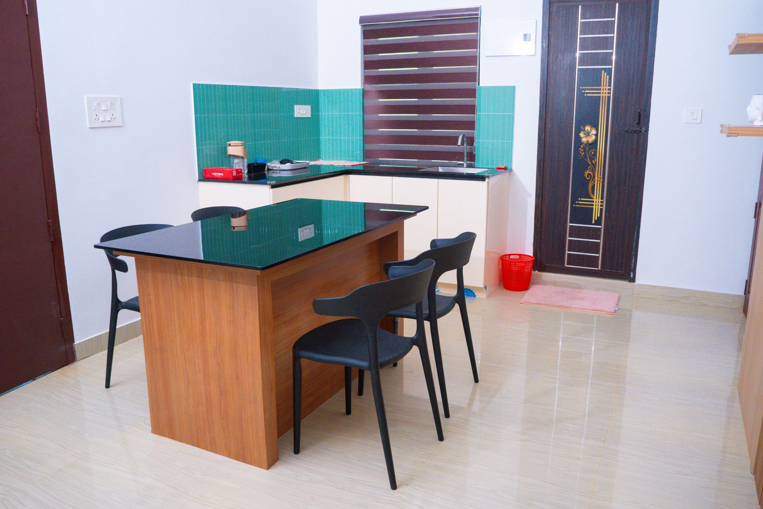 Thushara Homestay Apartment with Warm Vibes - Tap to explore photos