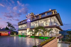 Lake Forest Munnar By Hawk Hospitality