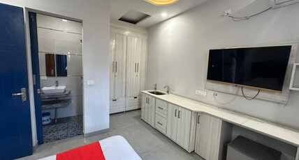 SUNNY LUXURIOUS STAY Room Type - SUNNY LUXURIOUS STAY
