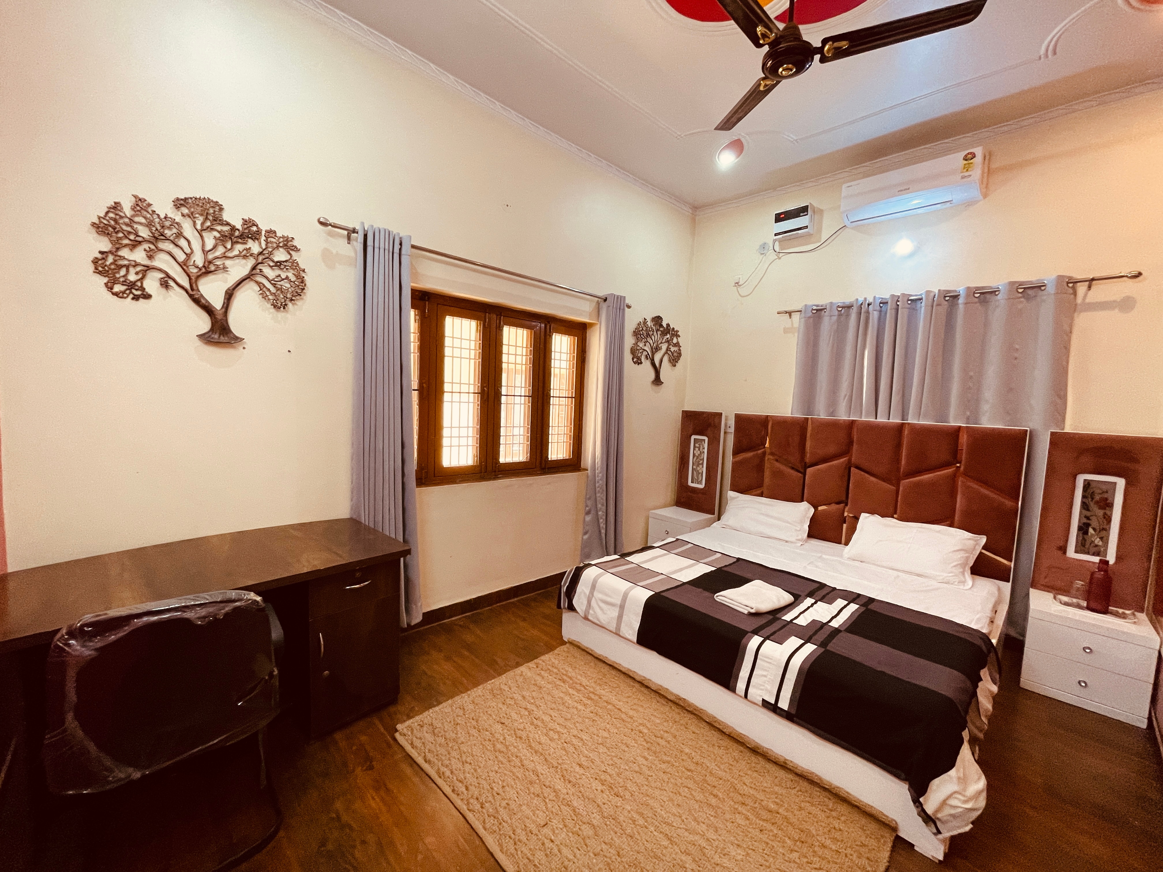 Stayble Homestay - Tap to explore photos