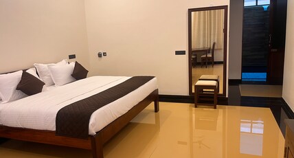 Hotel Grand Palais Room Type - Grand Pool Room