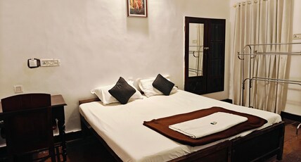 Princess Dutch Bungalow | Heritage Stay Fort Kochi Room Type - Heritage Double AC Room