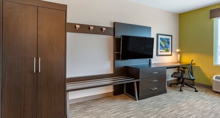 Holiday Inn Express & Suites PHOENIX DWTN - STATE CAPITOL Room Type - 2 Queen Beds Standard