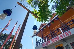 Dojin Homestay Latpanchor