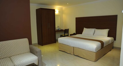 SHANTHI CASTLE INTERNATIONAL PREMIUM HOTEL Room Type - Club Room Non AC