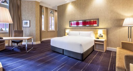 InterContinental Melbourne The Rialto Room Type - 1 King Junior Suite Collins Street View
