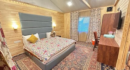 Dal View Resort  Room Type - Deluxe Room