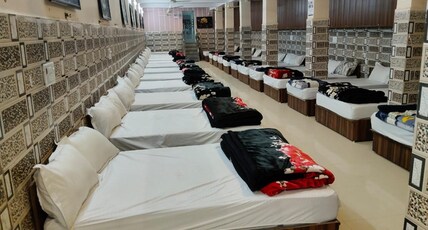 Tirupati Balaji Inn Room Type - Dormitory Room 20 Double Bed