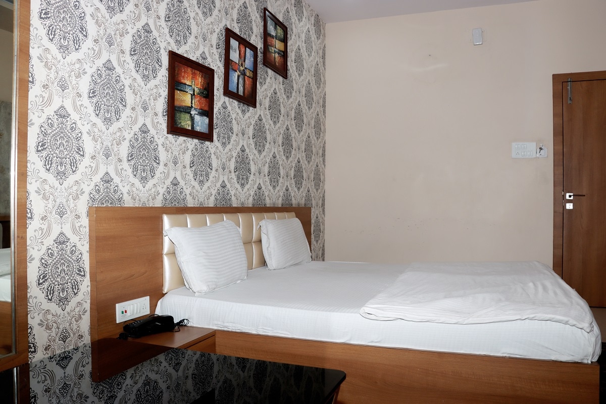 The Kalinga - Tap to explore photos