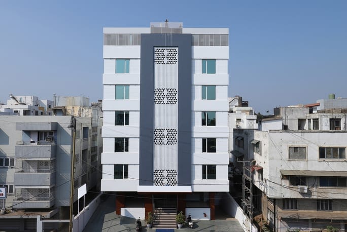 Hotel Avista - Tap to explore photos