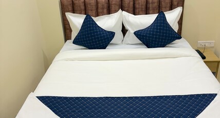 Hotel Tapovan Inn P. G. Room Type - Deluxe 1004