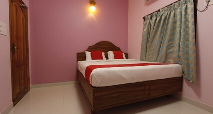 Farmdean Holiday Home Room Type - Deluxe AC Room