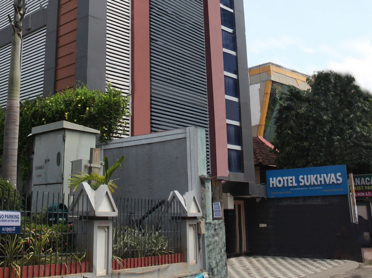 Hotel Sukhvas - Tap to explore photos