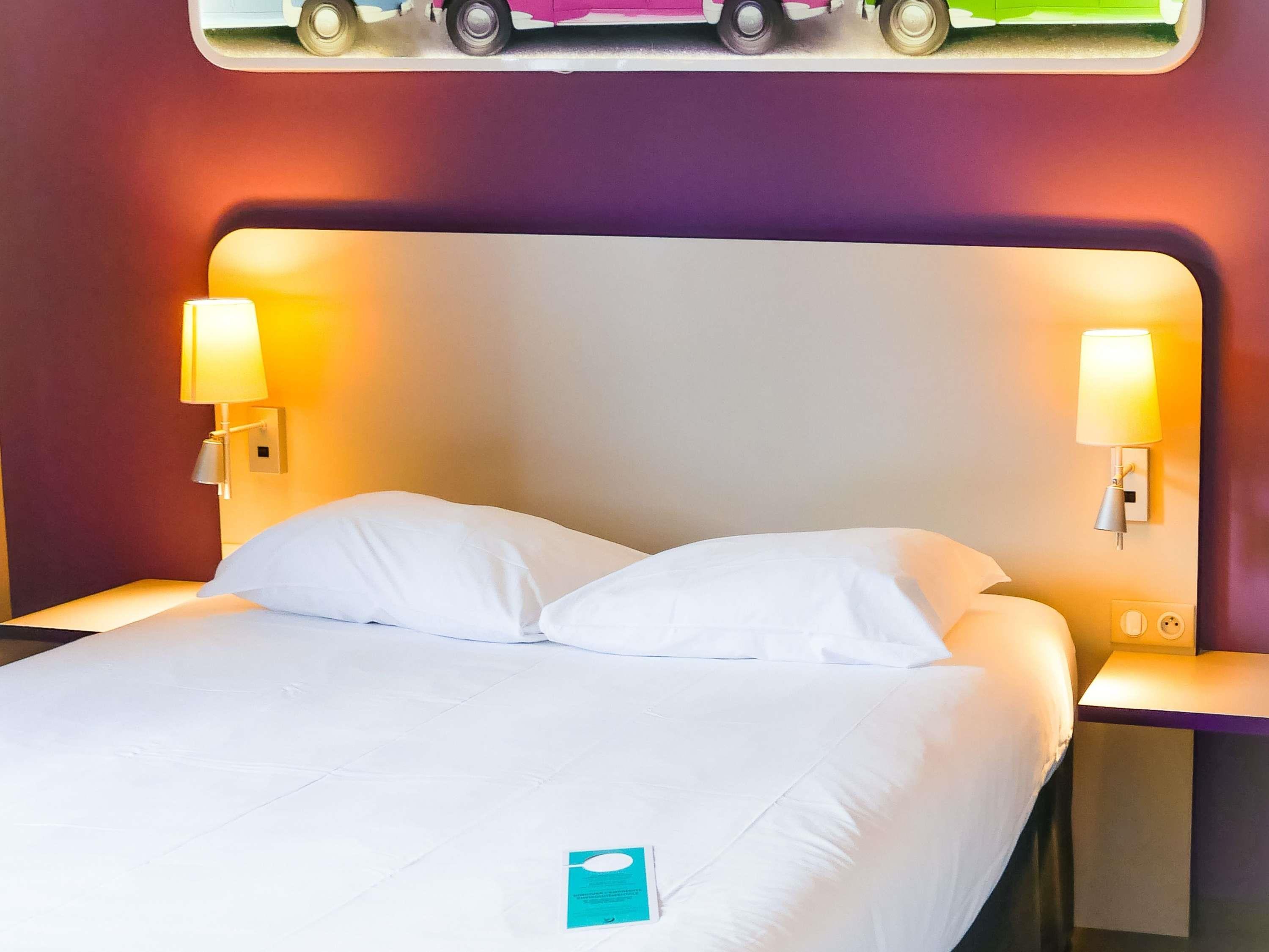 ibis Styles Montbeliard Centre Velotte - Tap to explore photos