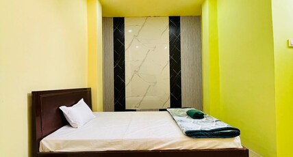 Hotel Sunrise (New) Room Type - Standard Room Non AC