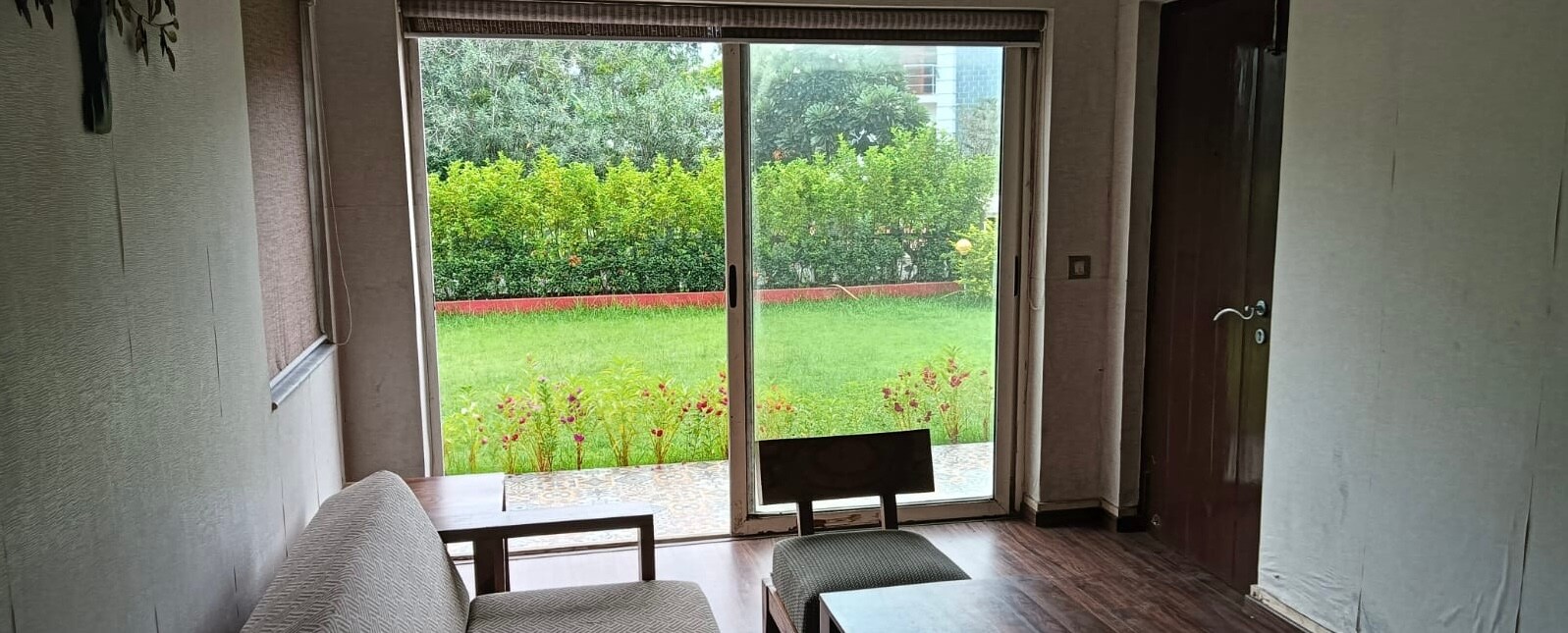 Raichak Choudhury Bungalow - Tap to explore photos