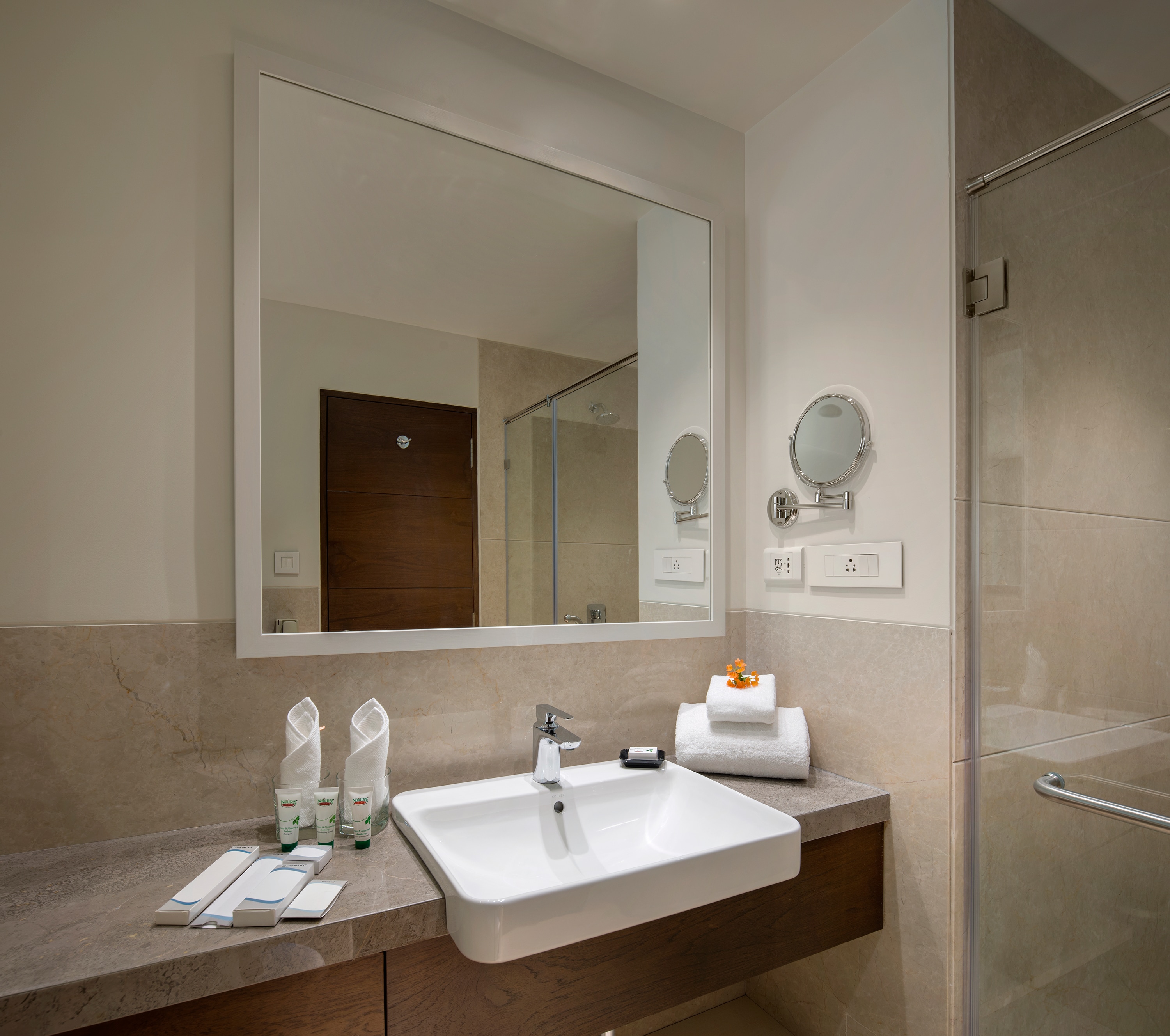 Kabir Hotel & Spa - Tap to explore photos