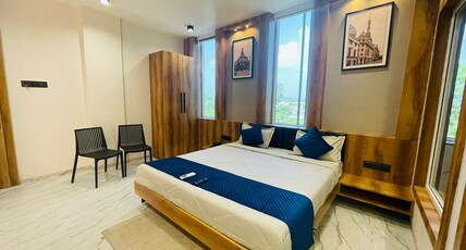 HOTEL THE GOLDEN TREE Room Type - Premium Executive
