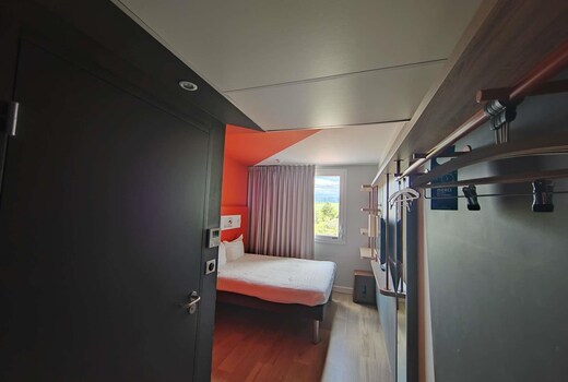 Ibis Budget Saint-Genis-Pouilly Gen
