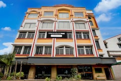 Super Townhouse Oak Dhanbad Near SSLNT College Formerly Kapson