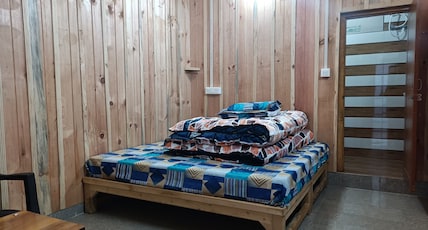 Kanasar Home  Stay Room Type - Deodar Wood Rooms
