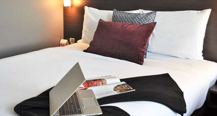 ibis Melbourne Glen Waverley Room Type - Superior Room with 1 King Bed