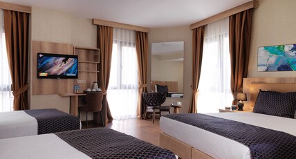 Jaff Hotels Room Type - Standard Family Room