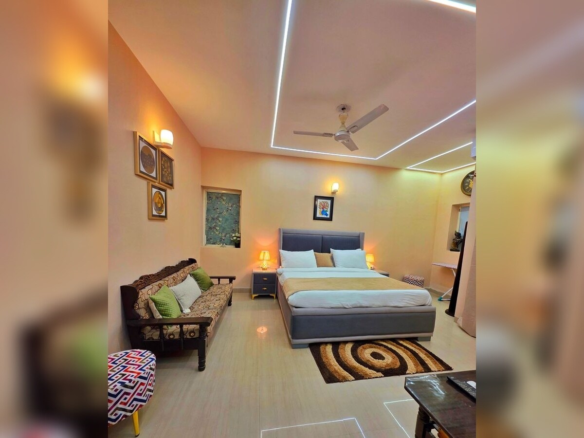 Luxury 1BHK Apartment - 5 Mins to Prem Mandir - Tap to explore photos