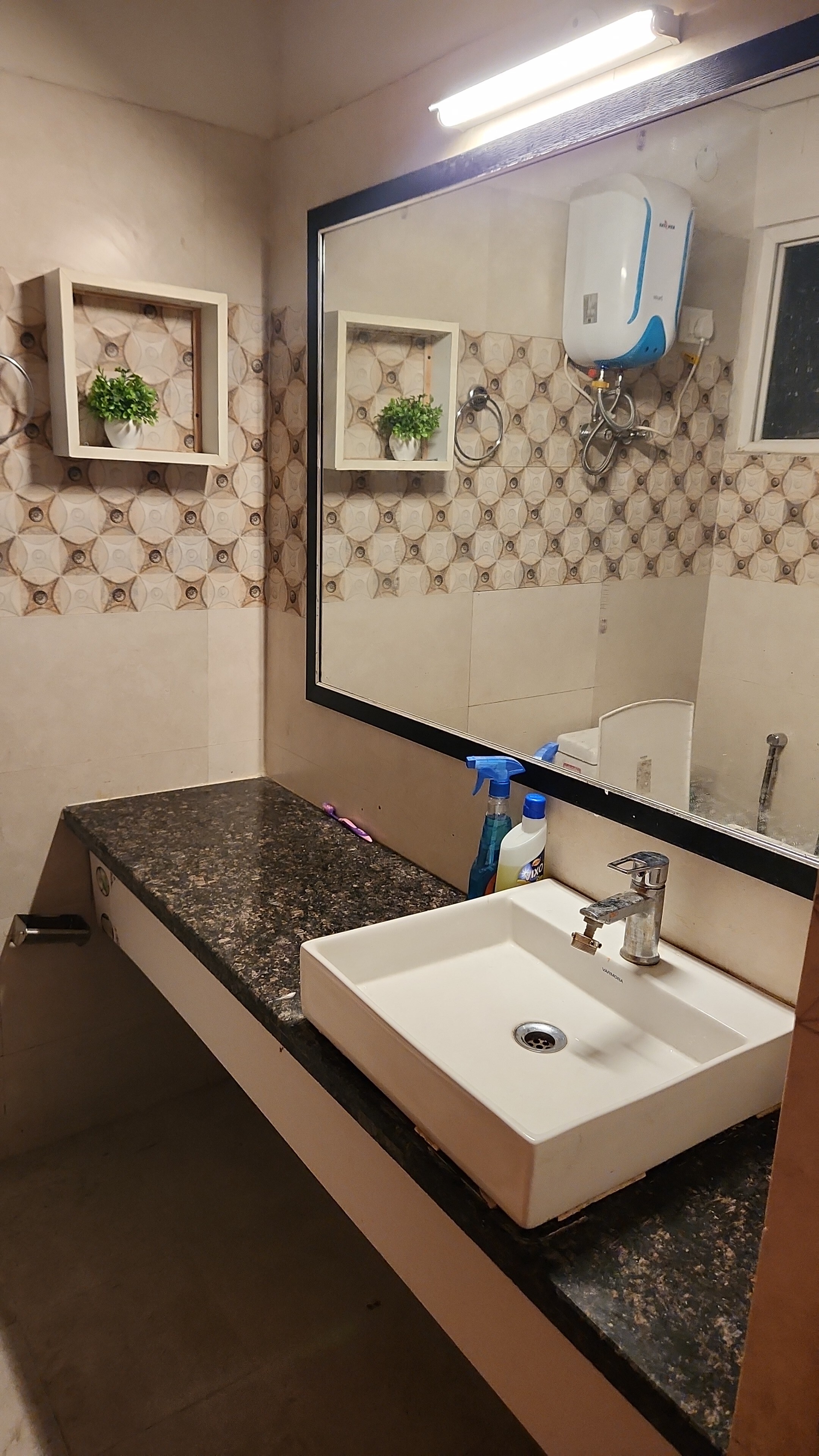 Best and private stay available with premium room - Tap to explore photos