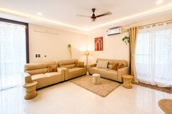 Beach Bay Luxury Cozy Stay Near Beach