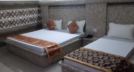 Hotel Vijay International Room Type - Family 4Bed Ac Room