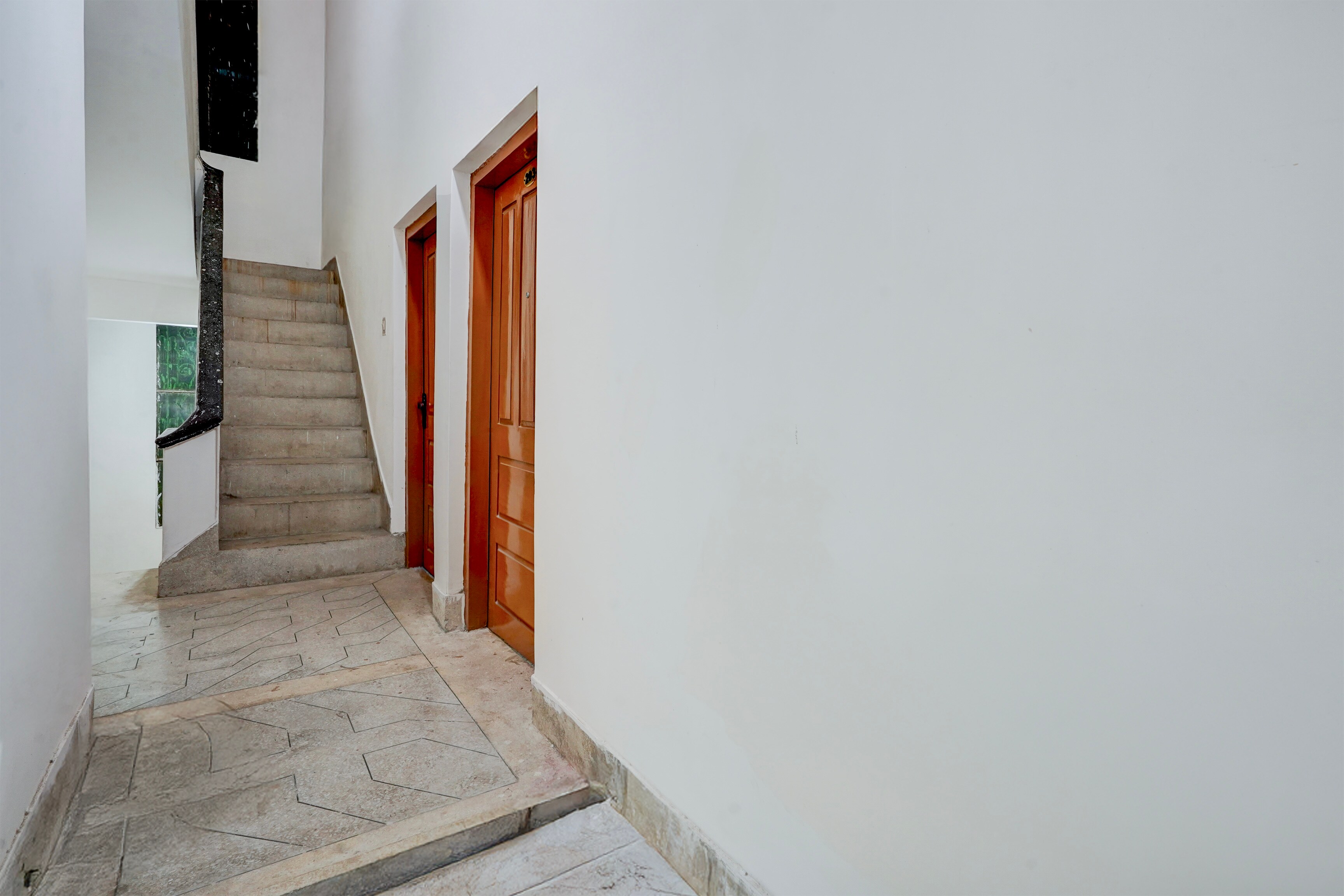 Hotel O Geetari Luxury Home Stay - Tap to explore photos