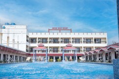 UNIQUE BEACH RESORT