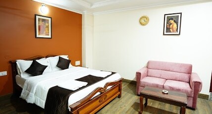 Hotel Rosewood Retreat - RV Road Room Type - Family Deluxe Room