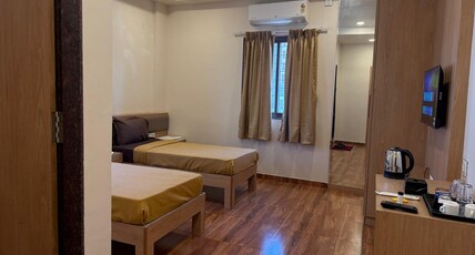 Hotel Raj Regency Kunjirwadi Room Type - Deluxe Twin Room