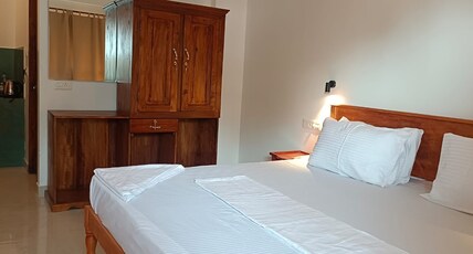 TIPPYS BEACH RESORT Room Type - Deluxe Studio