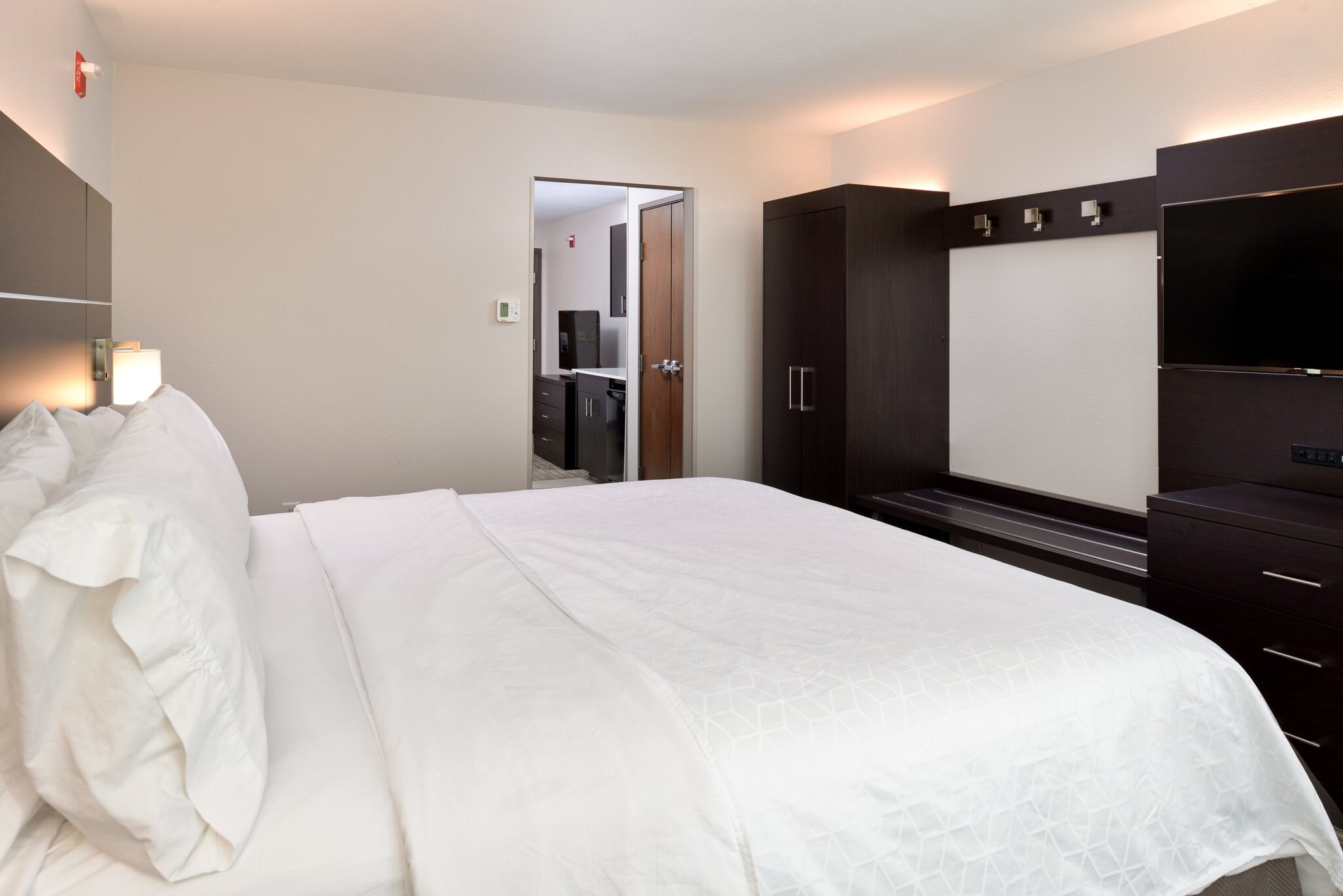 Holiday Inn Express & Suites Pueblo - Tap to explore photos