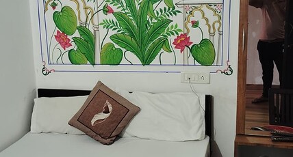 The Royal Lake View Villa Room Type - Economic Room