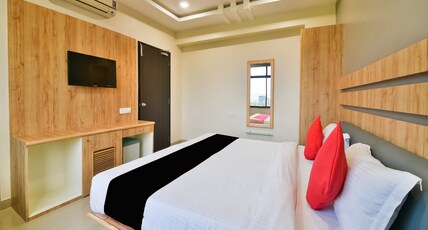 Ardency Inn by Park Tree Udaipur Room Type - Deluxe Room