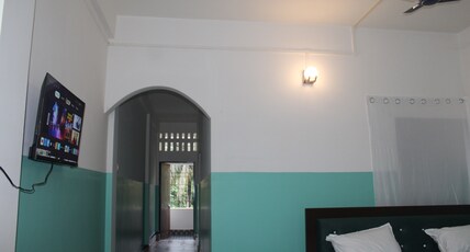 Morning Mist Home Stay Room Type - Blue room