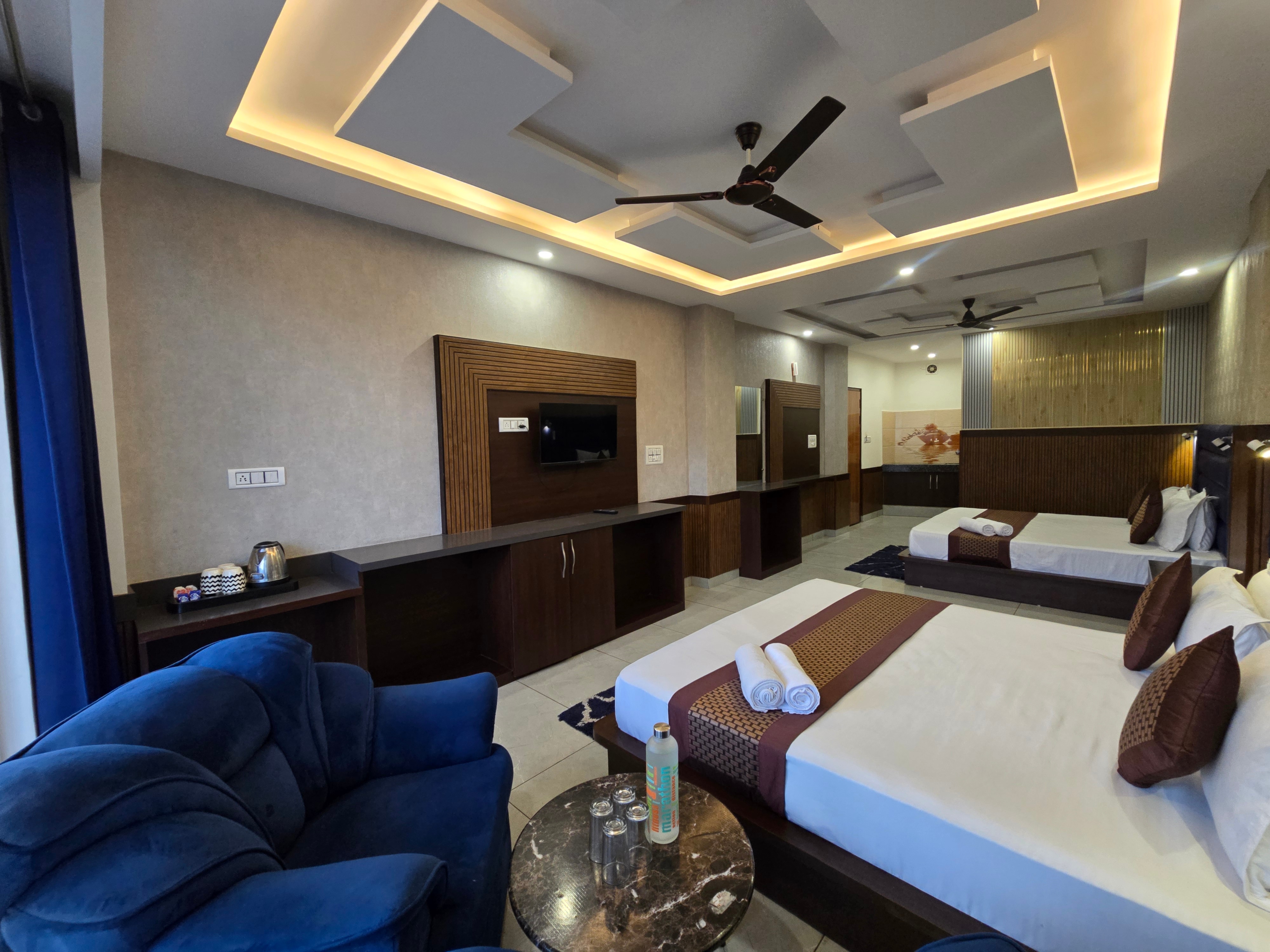 Hotel Summer Nest - Bhagsu - Tap to explore photos