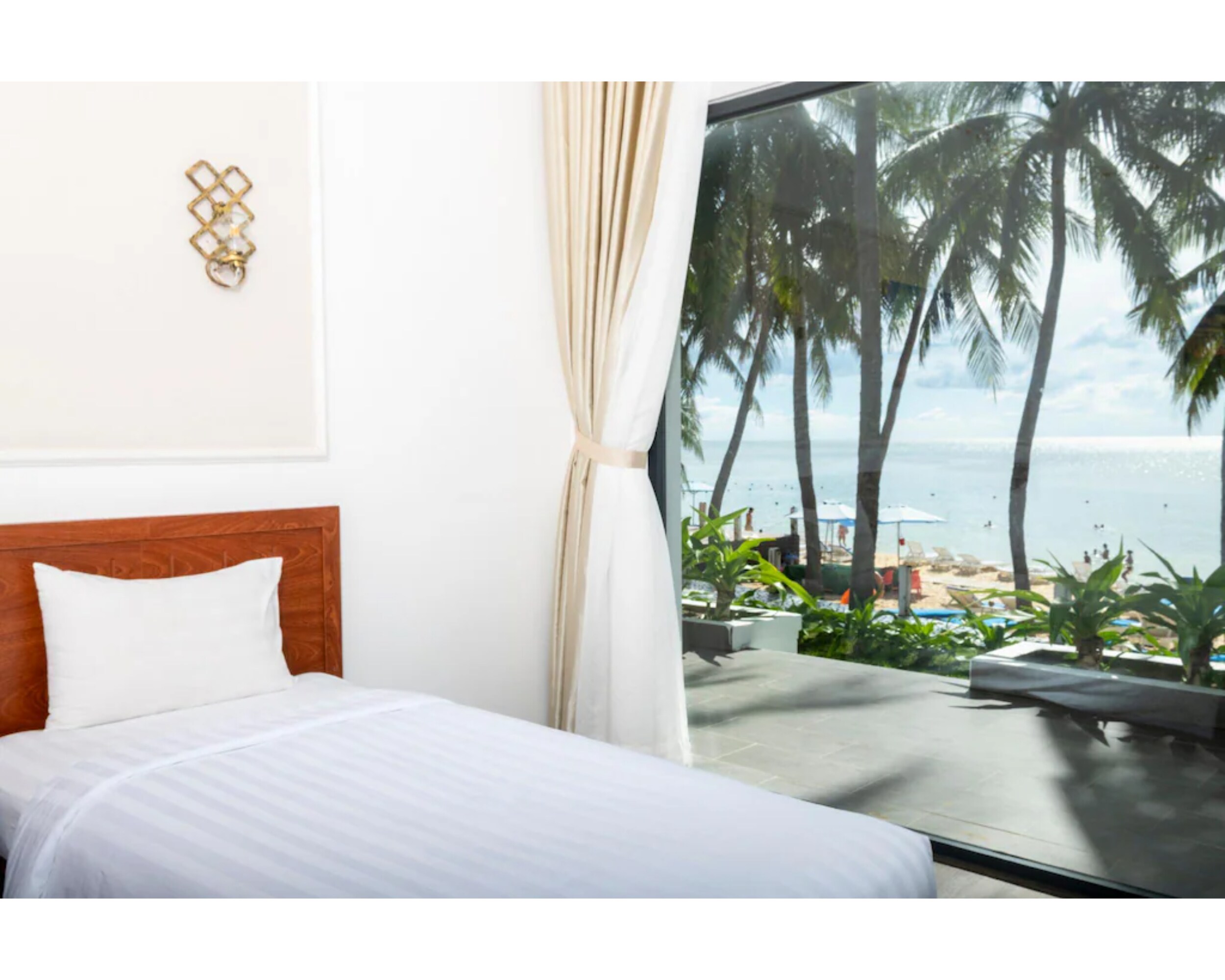 Hawaii Resort Phu Quoc - Tap to explore photos
